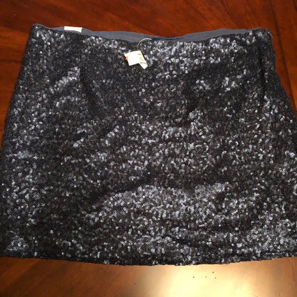 Sequin mini skirt - Picture 1 of 3